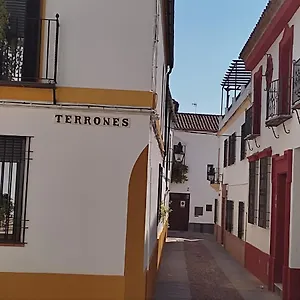 Bed & Breakfast San Basilio's Red House, Córdoba